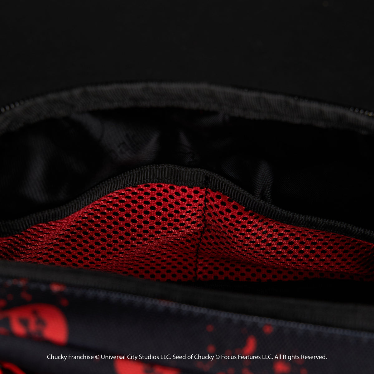 1.5L Crossbody Pack Chucky (Pre Sale) - Image 9