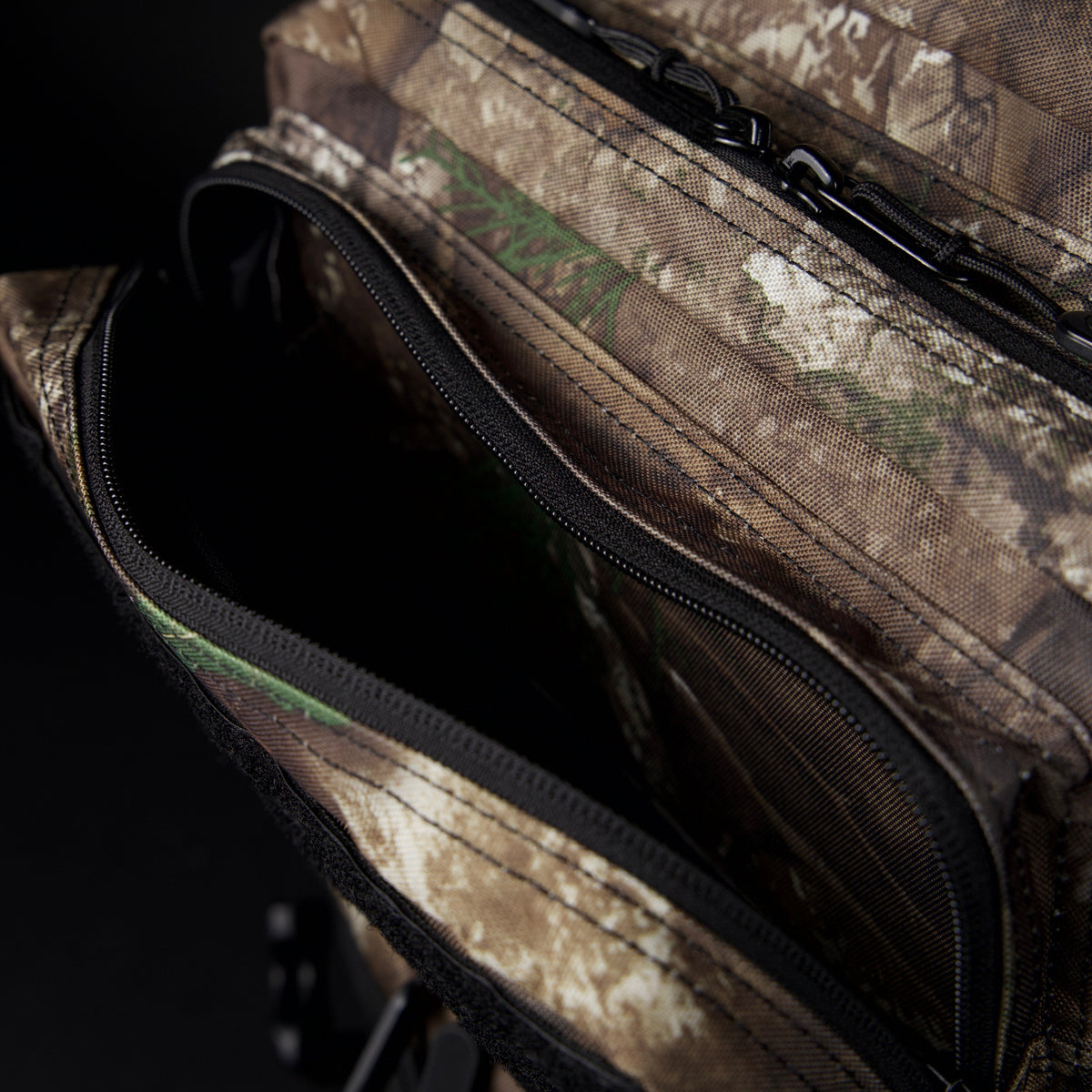 35L Backpack Realtree Apx - Image 27