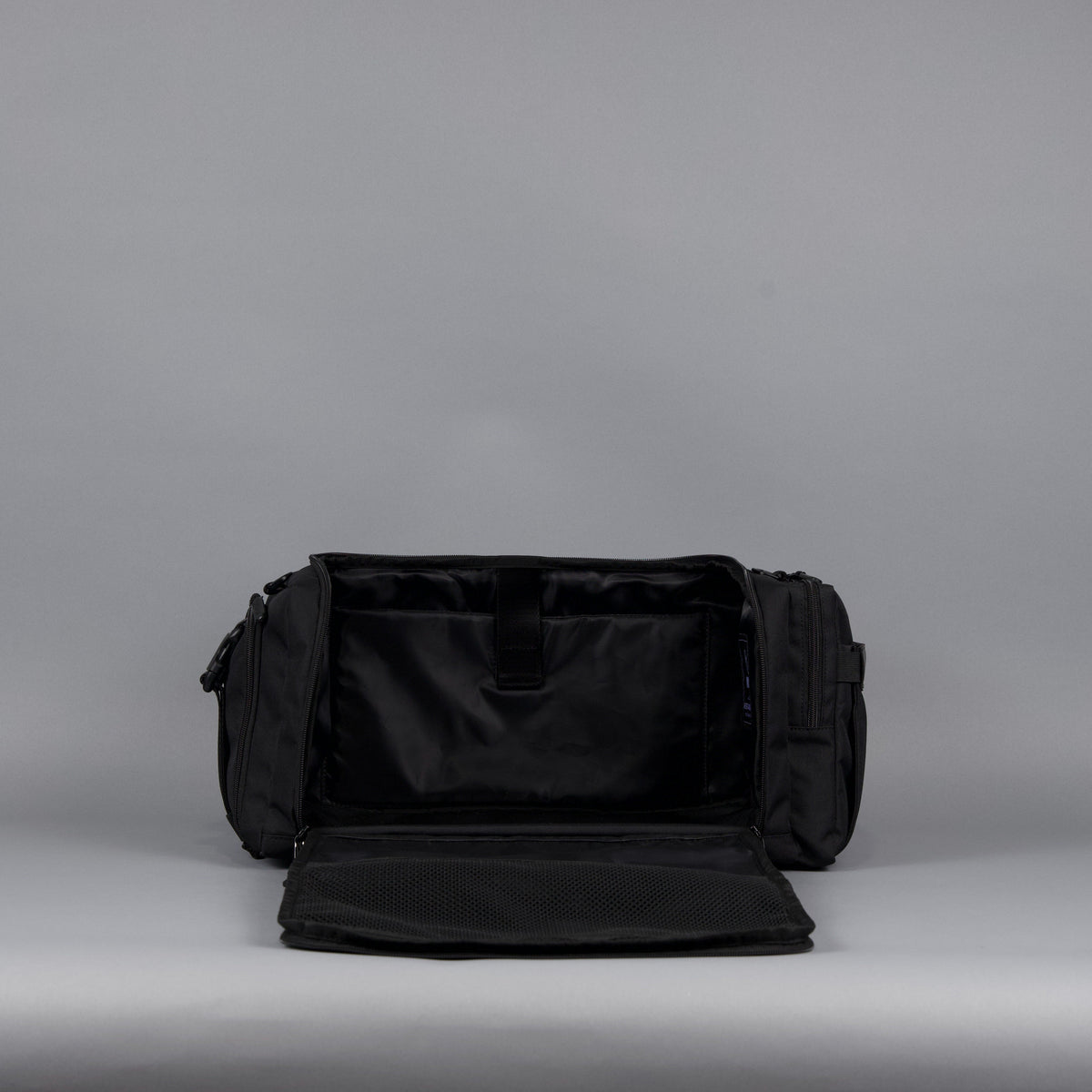 30L Perfect Duffle Bag Nightshade - Image 28