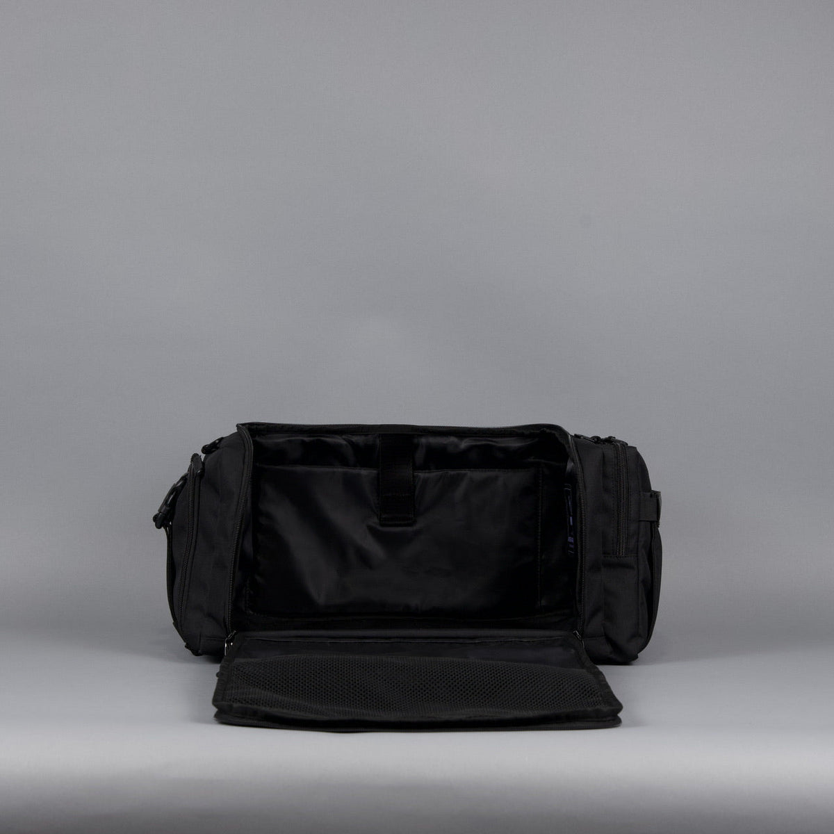 30L Perfect Duffle Bag Alpha Black - Image 31