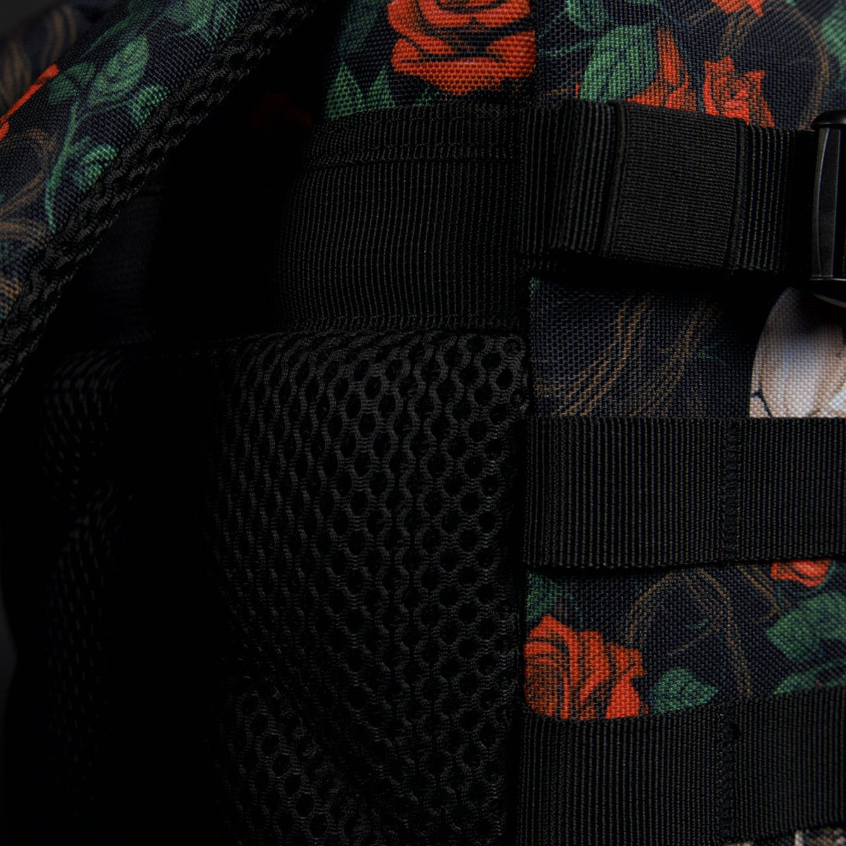 9L Backpack Mini Love Never Dies - Image 15