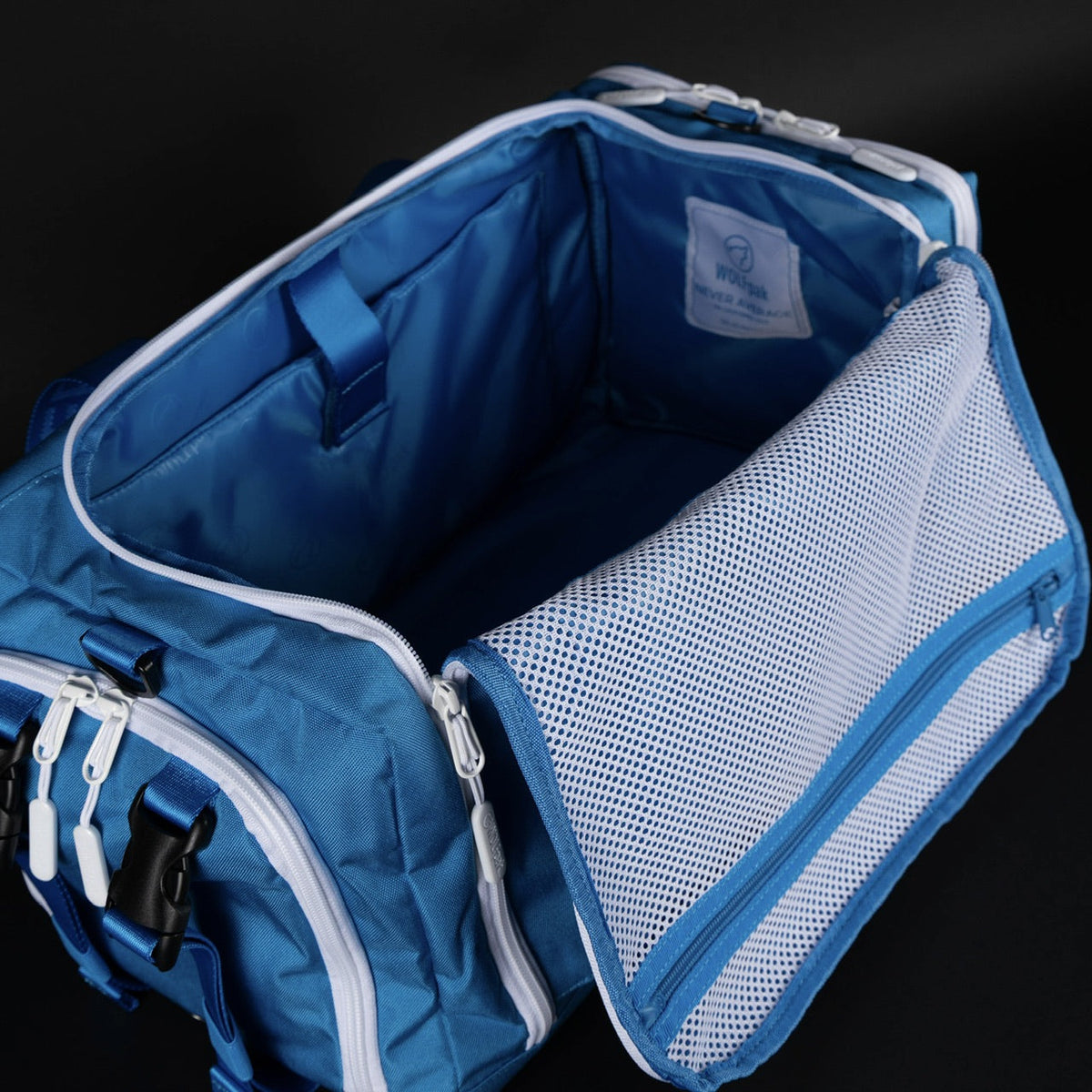 30L Perfect Duffle Bag DC's Justice League - Image 20