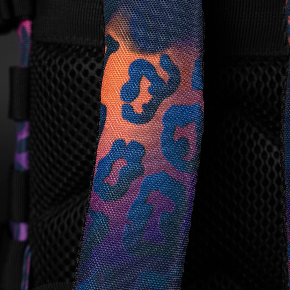 9L Backpack Mini Neon Leopard - Image 13