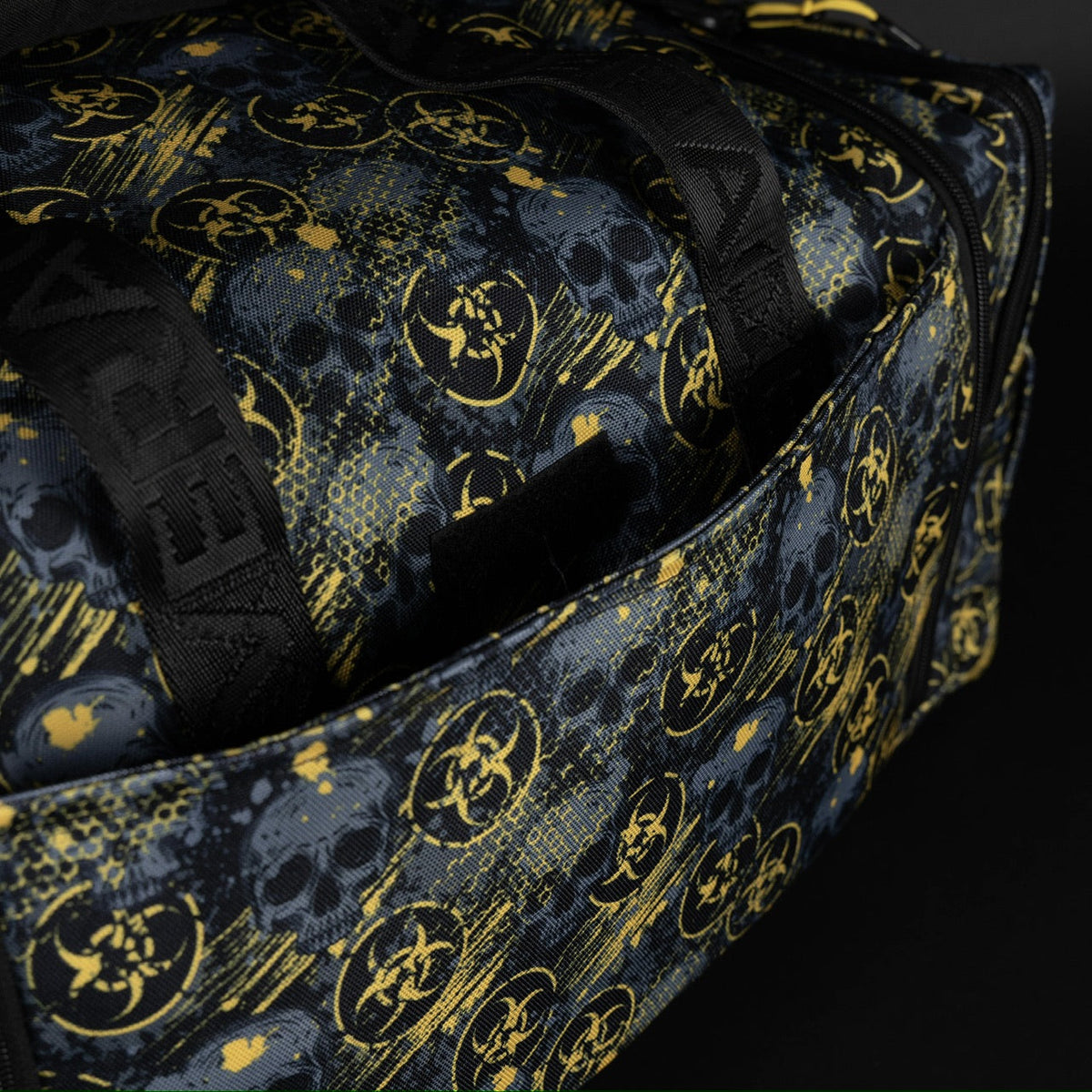 30L Perfect Duffle Bag Apocalypse - Image 18