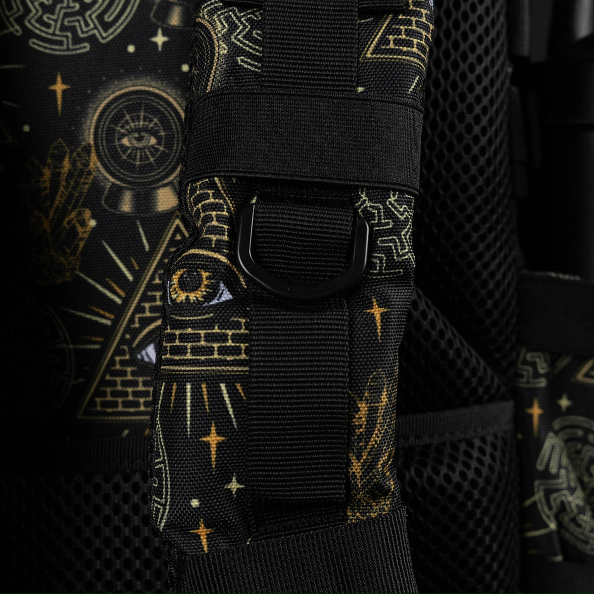 35L Backpack Illuminati - Image 16