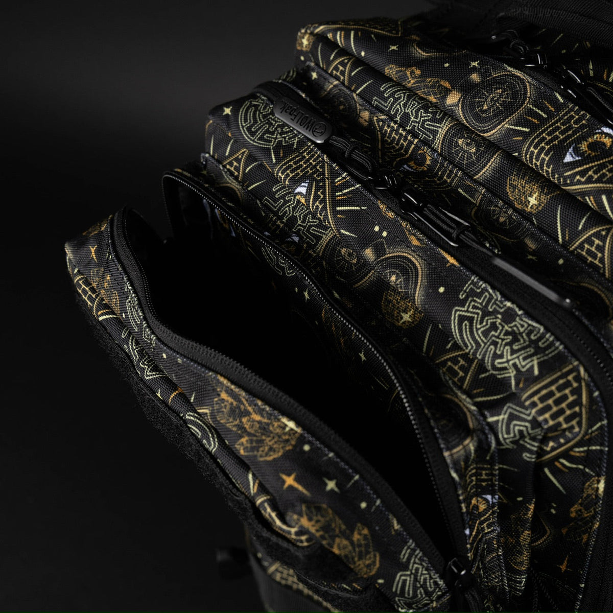 35L Backpack Illuminati - Image 22
