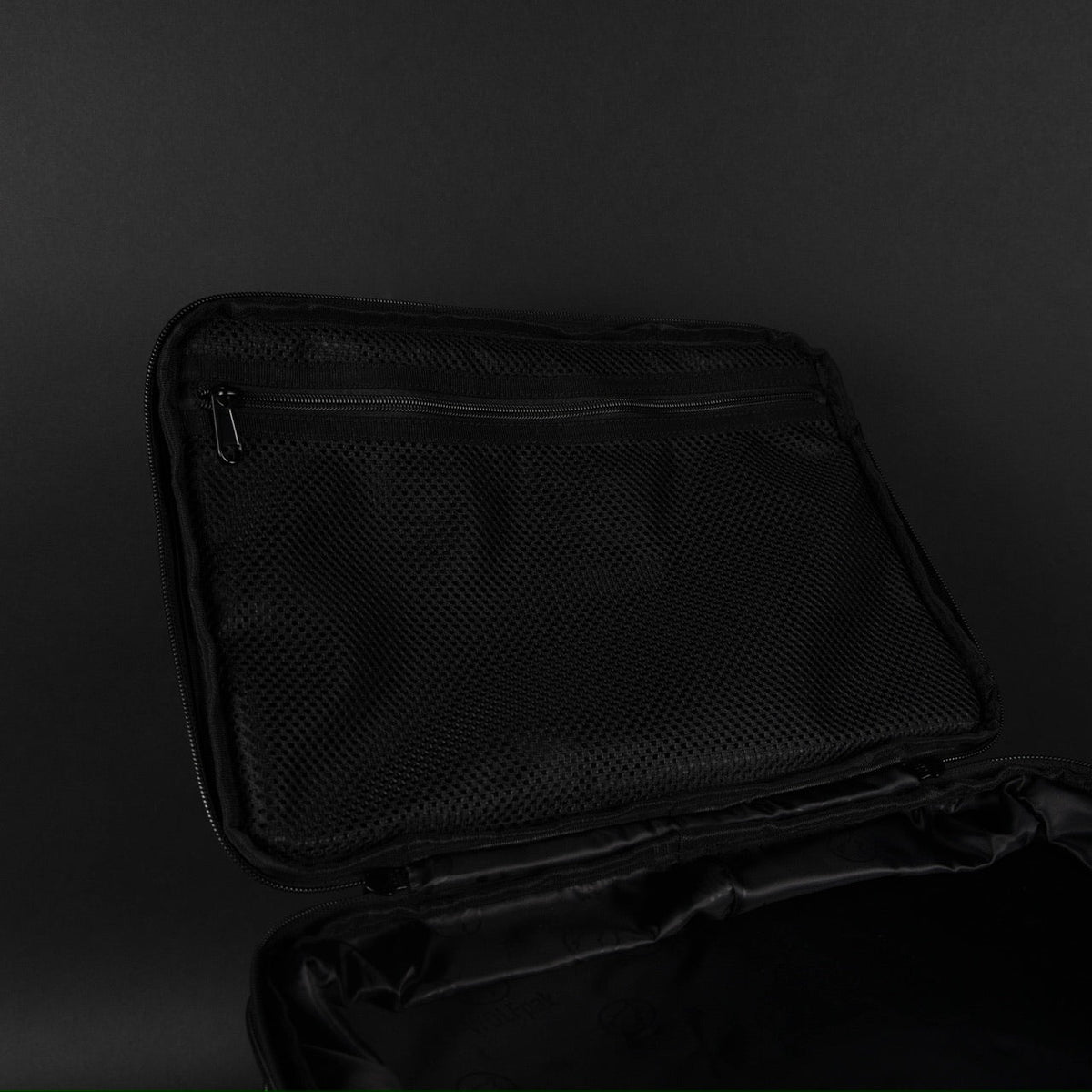 30L Mega Cooler Bag - Image 19