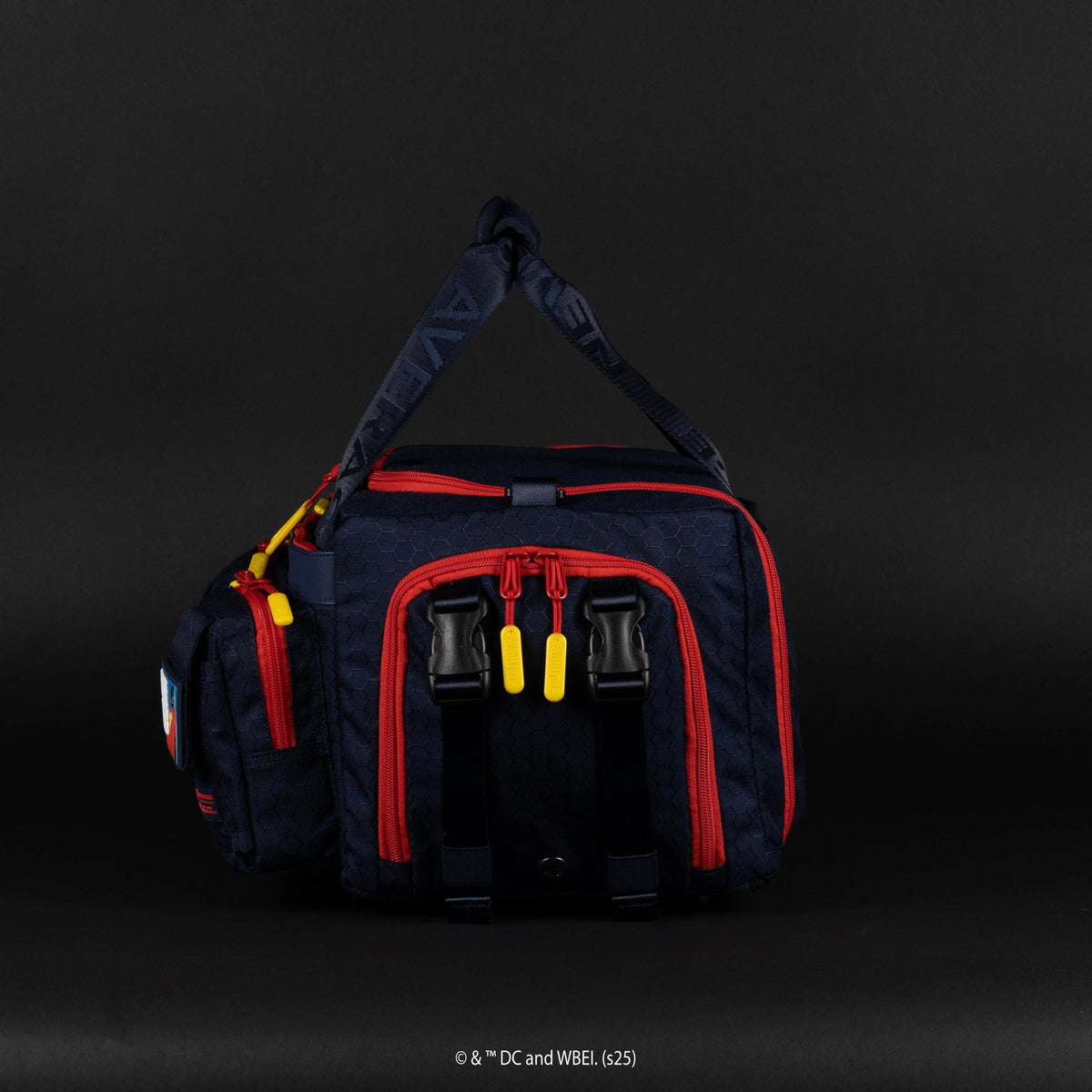 30L Perfect Duffle Bag Superman 2025 - Image 10