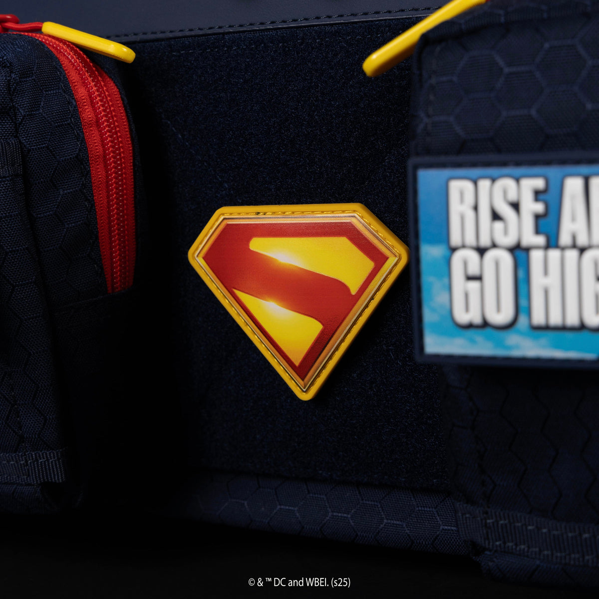 30L Perfect Duffle Bag Superman 2025 - Image 15