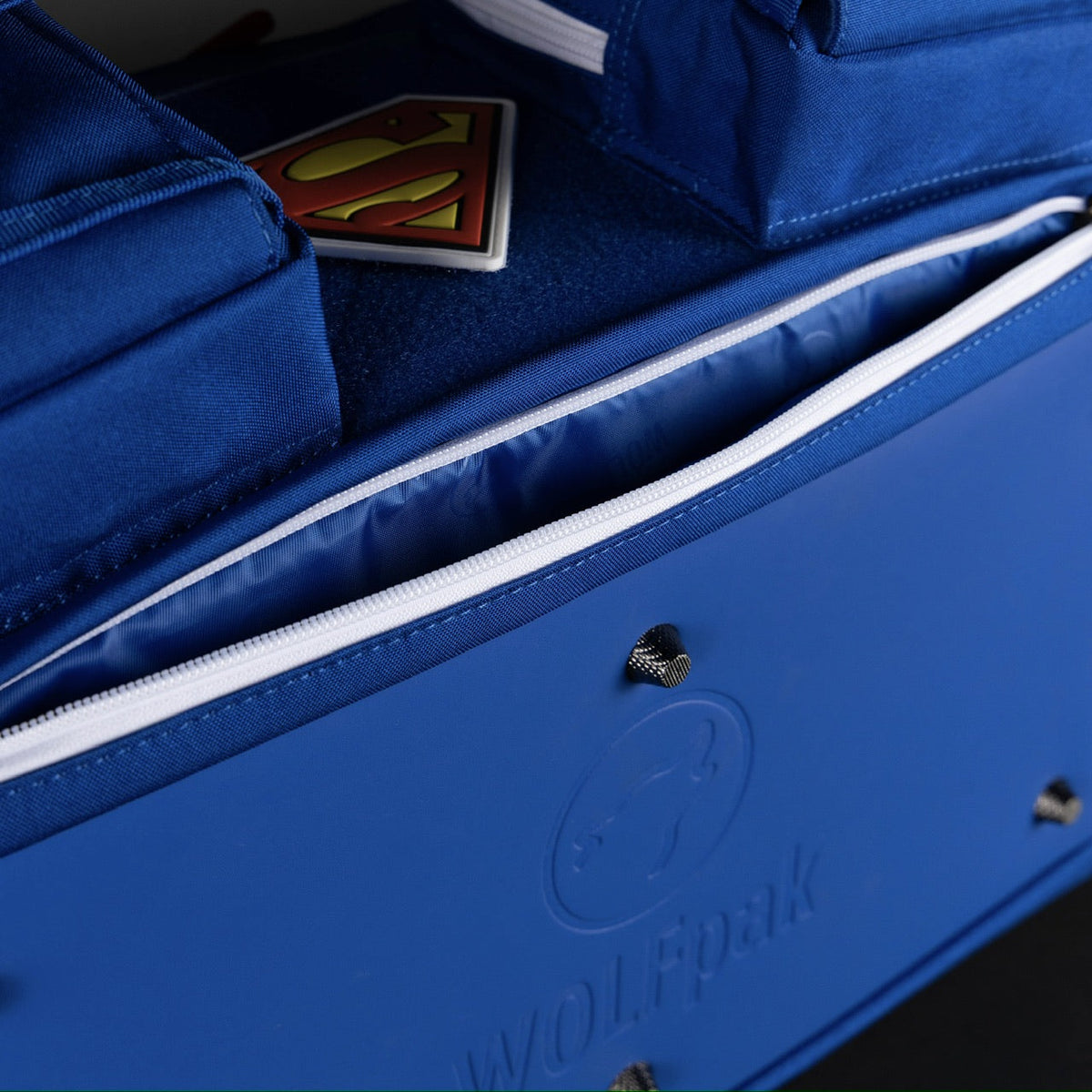 30L Perfect Duffle Bag Superman - Image 23