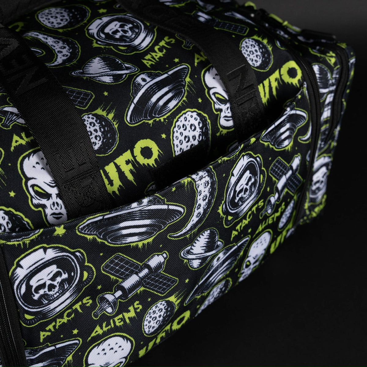 30L Perfect Duffle Bag Area 51 - Image 19