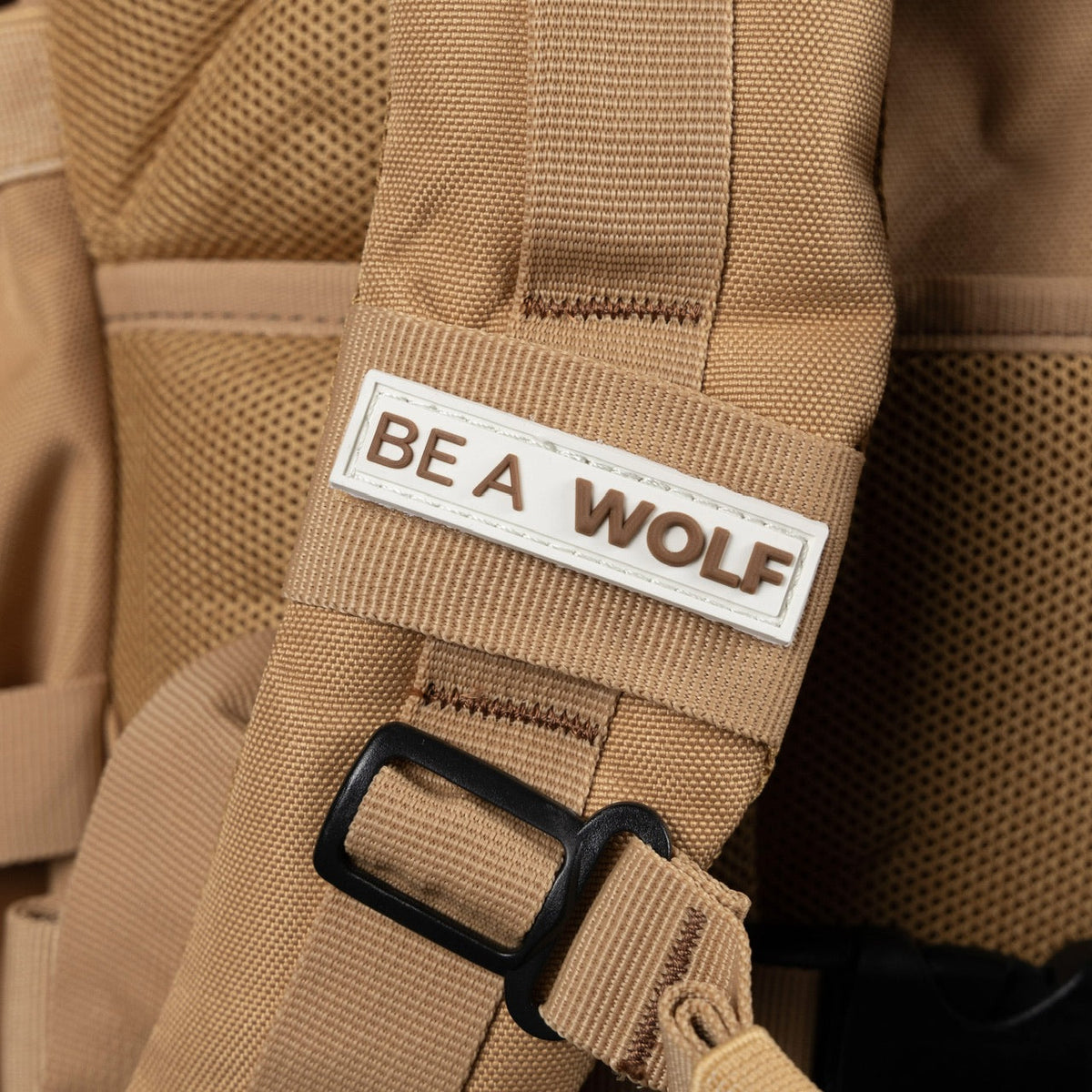 35L Backpack Toffee - Image 17