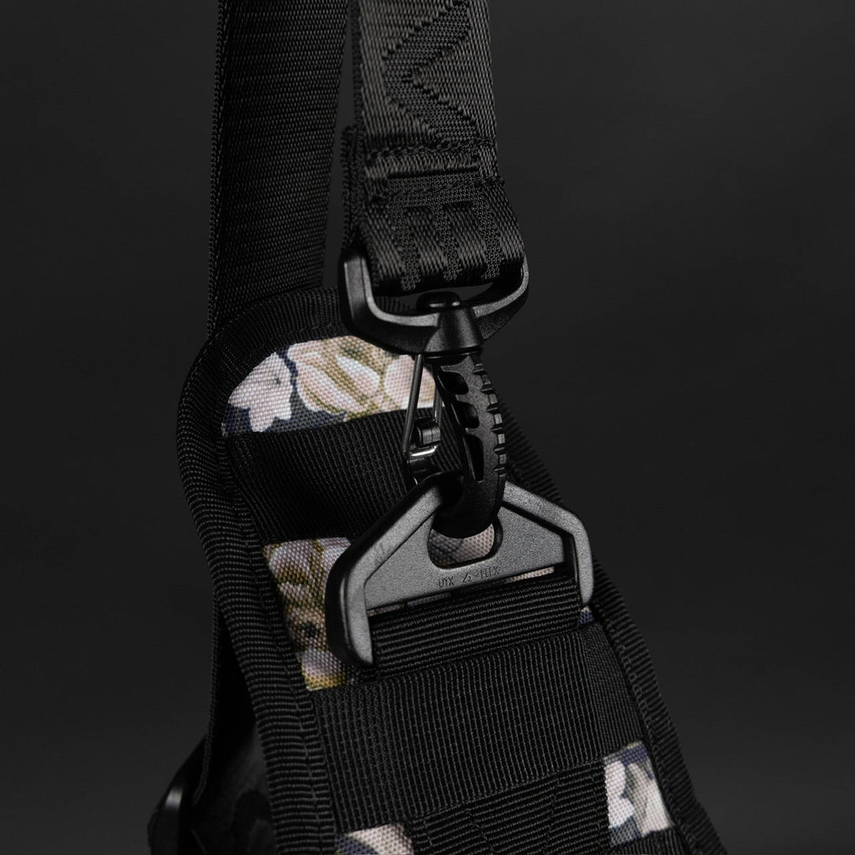 9L Tactical Sling Bag Eternal Bloom - Image 10