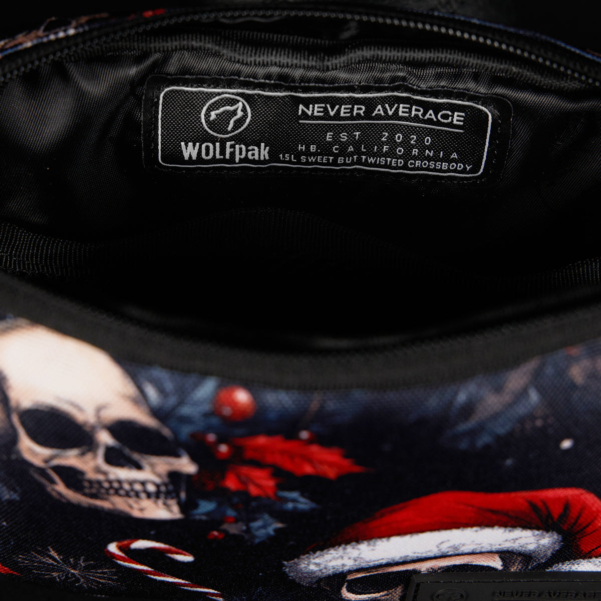 Crossbody Pack Sweet But Twisted - Image 9