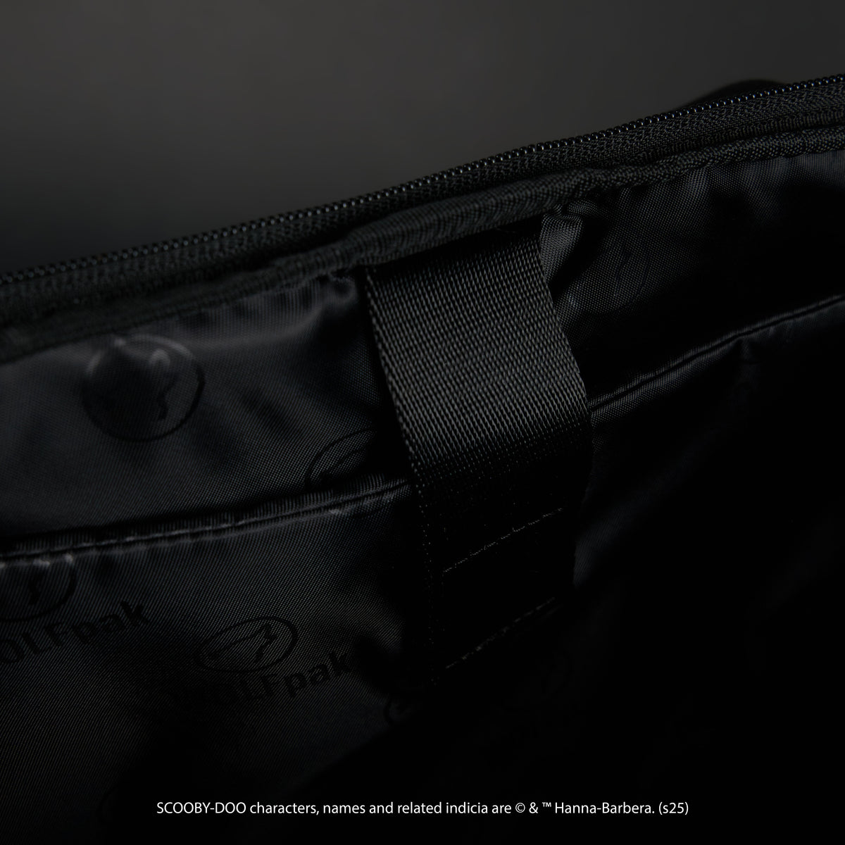 30L Perfect Duffle Bag Scooby Doo - Image 25