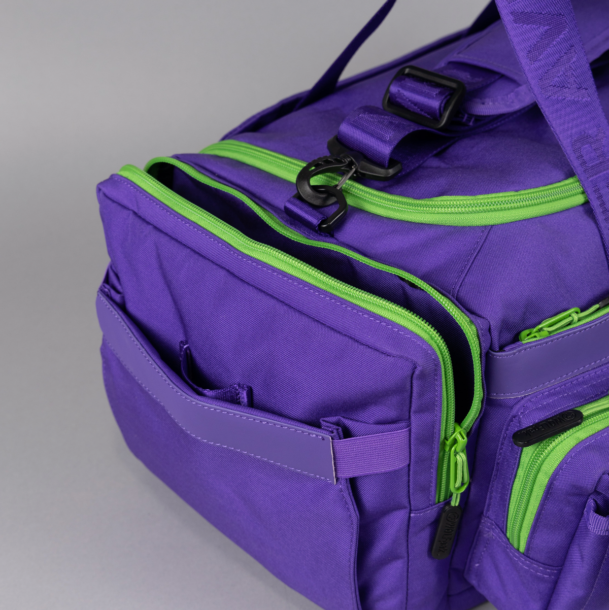 30L Perfect Duffle Bag Joker - Image 13