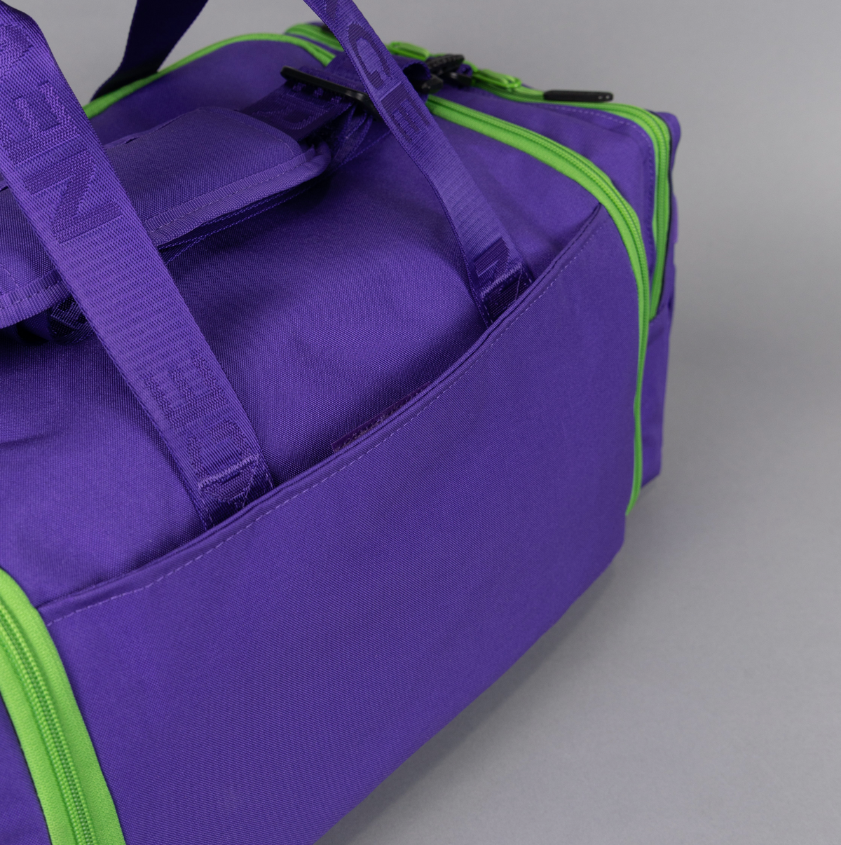 30L Perfect Duffle Bag Joker - Image 23