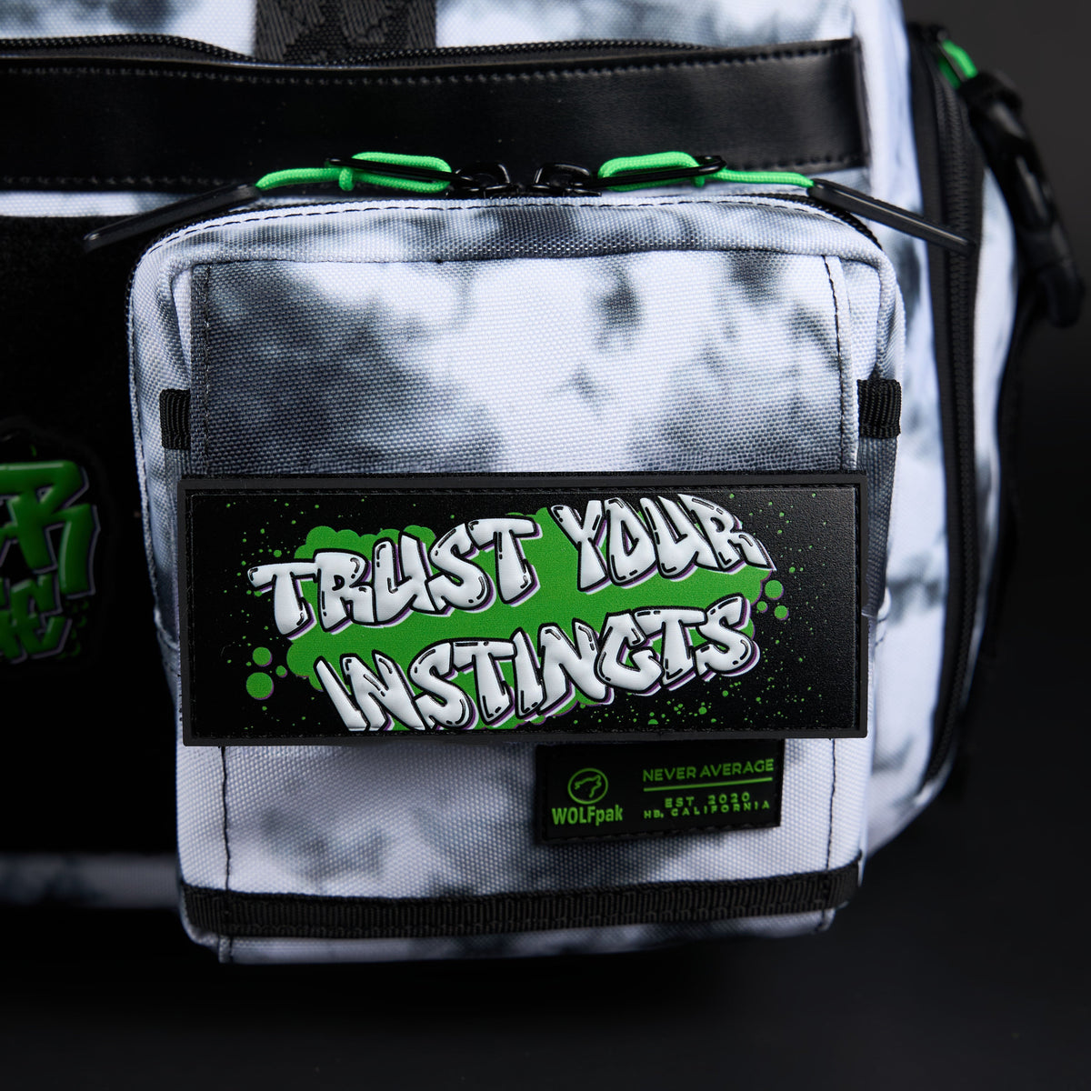 30L Perfect Duffle Bag Graffiti Green - Image 12