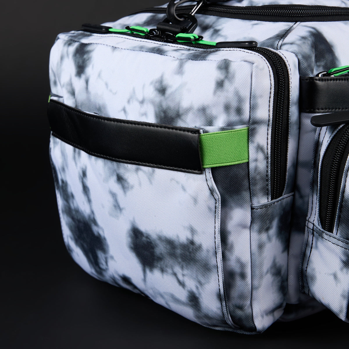 30L Perfect Duffle Bag Graffiti Green - Image 15