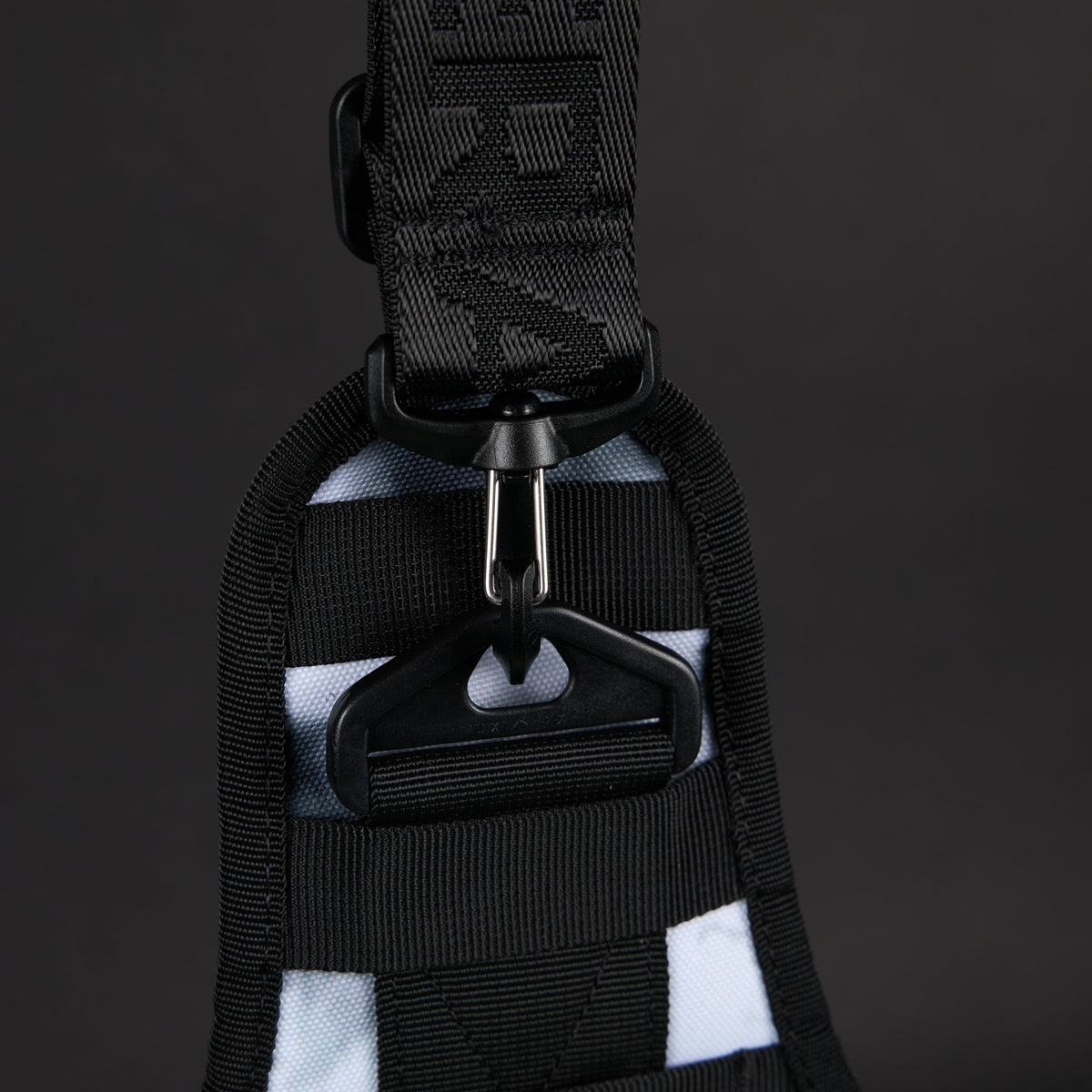 9L Tactical Sling Bag Graffiti Green - Image 10