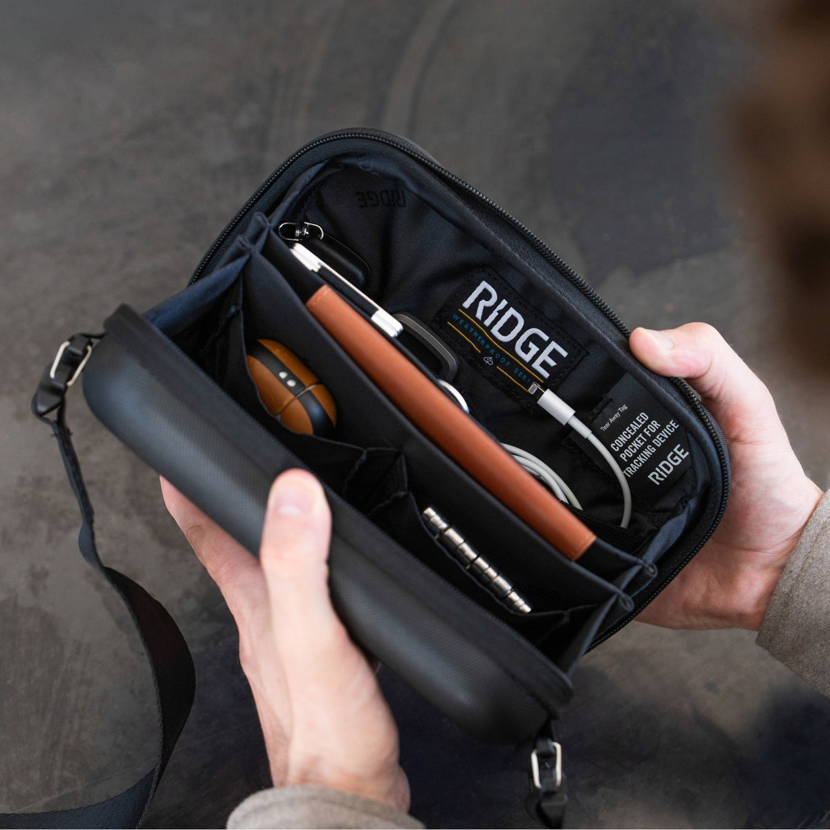 Hardshell Sling - Royal Black - Image 7