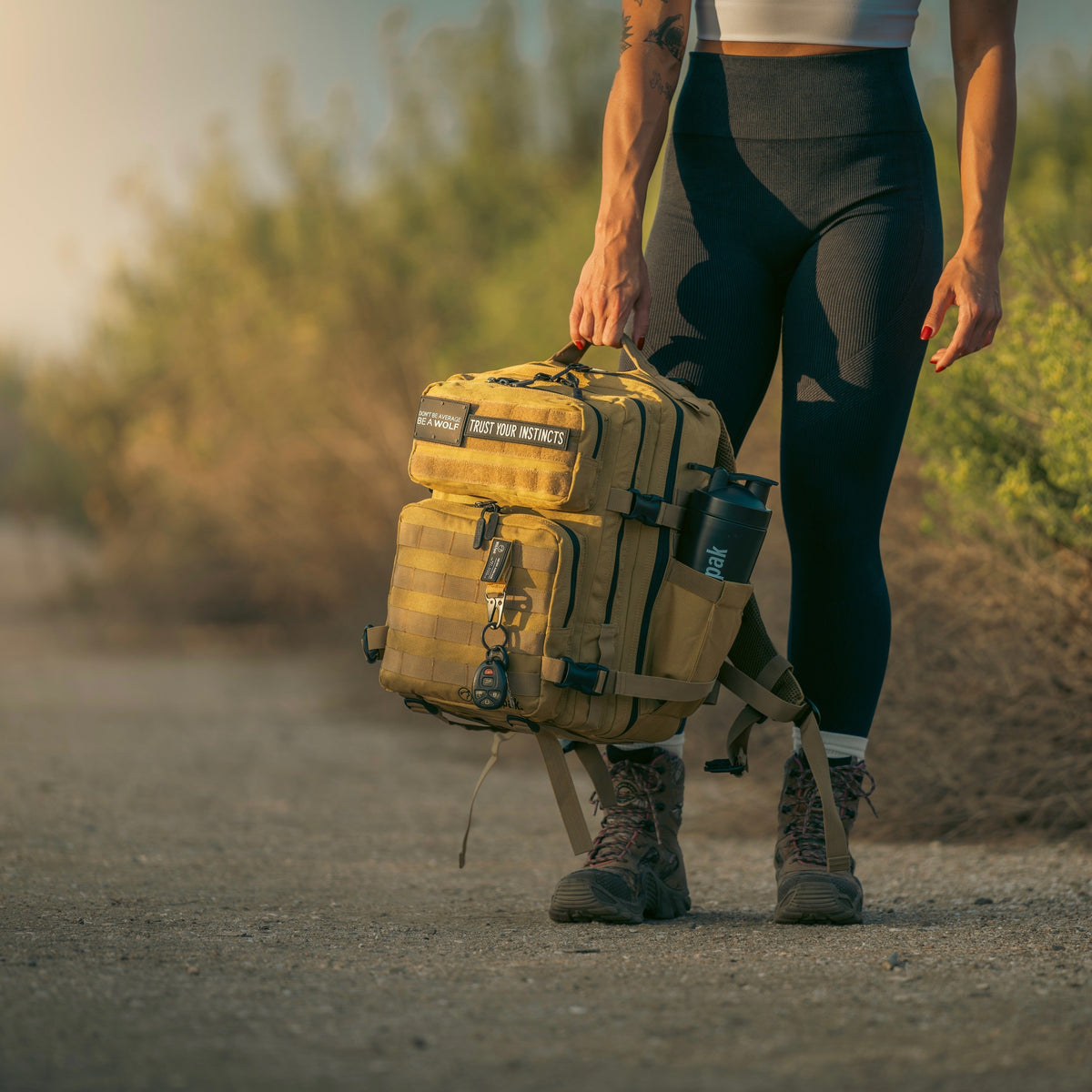 25L Backpack Khaki - Image 3