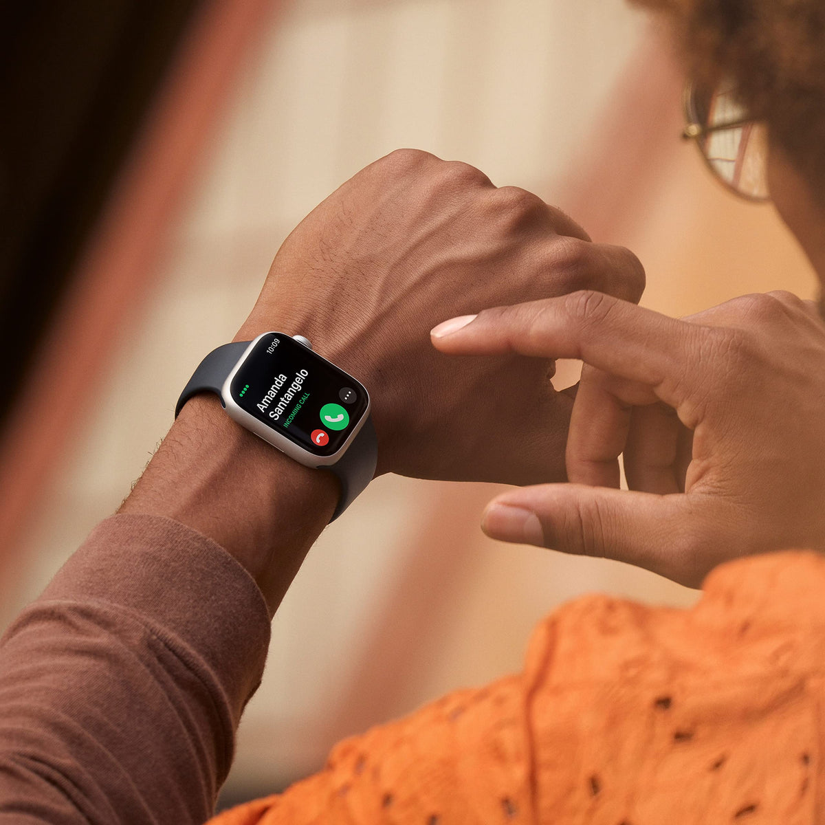 Apple Watch Series 8 (GPS + Cellular, 41mm) - Silver Stainless Steel Case with White Sport Band M/L MNV73LL/A - Image 4