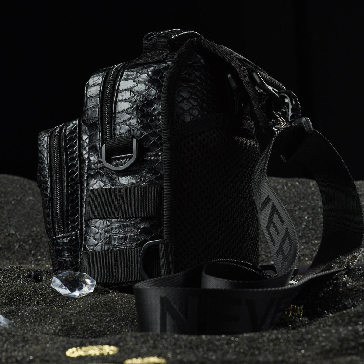 4L Mini Tactical Sling Bag King Cobra - Image 2